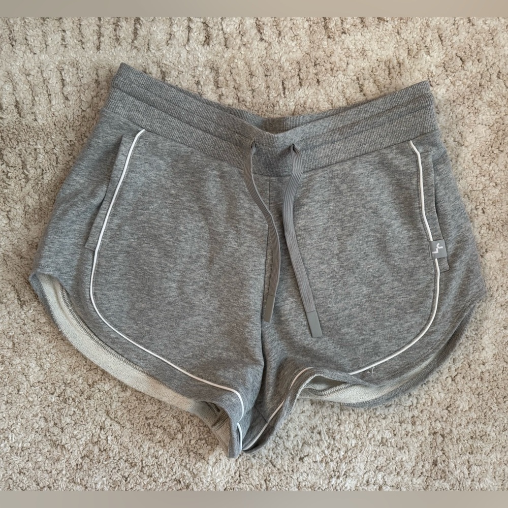Joylab women’s gray sweat shorts size M NWOT